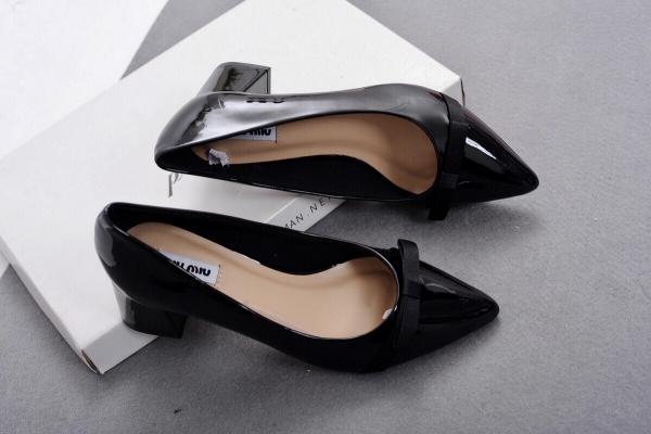 Làm thế nào để giữ giày luôn luôn mới