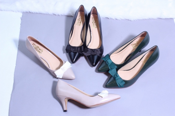 Xưởng bỏ sỉ giày dép