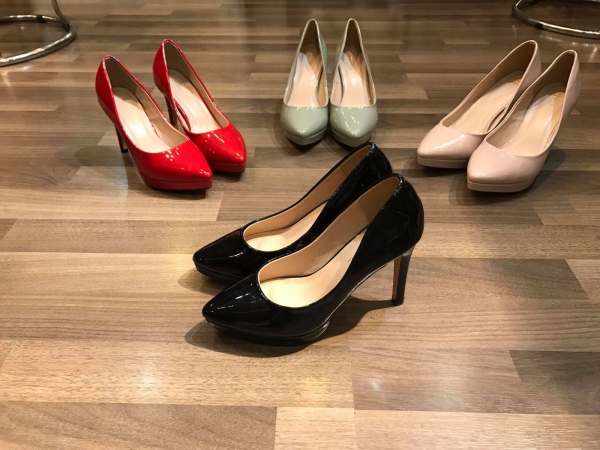 Nguồn sản xuất bỏ xỉ giày nữ xuất khẩu tphcm