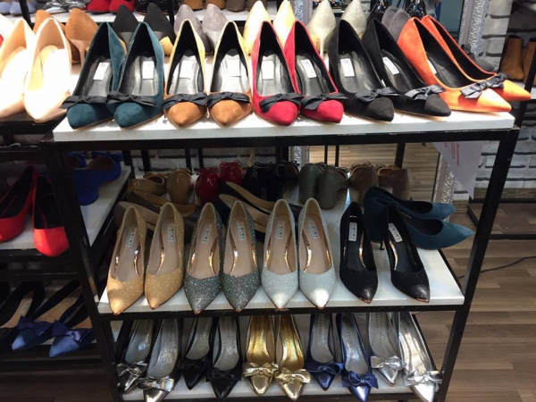 MUA BÁN GIÀY DÉP GIÁ SỈ